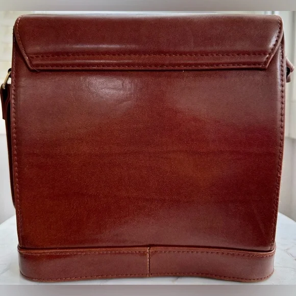 Vintage Fendi Bag - Picture 4 of 8